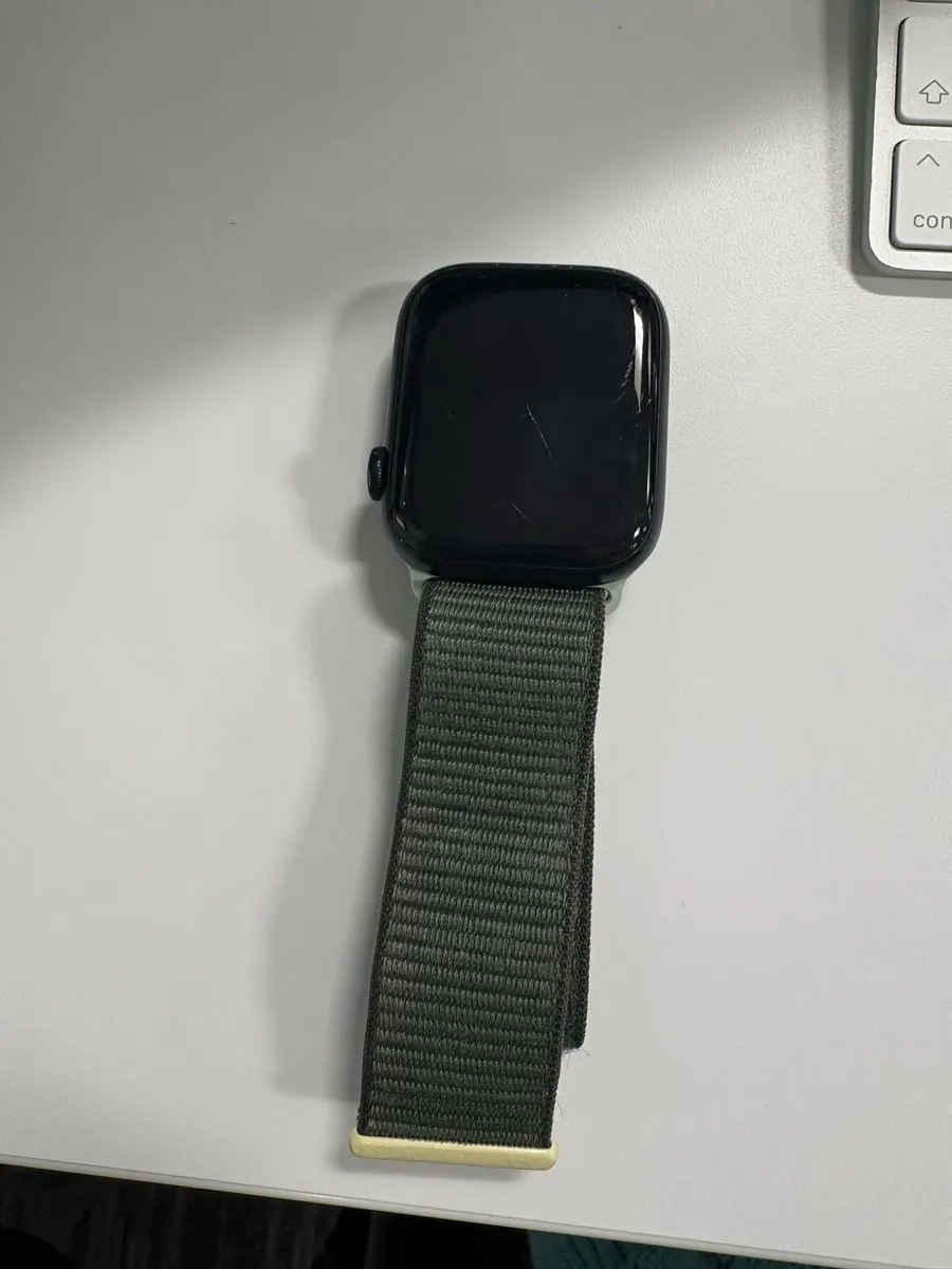 Apple Watch 9 45 mm