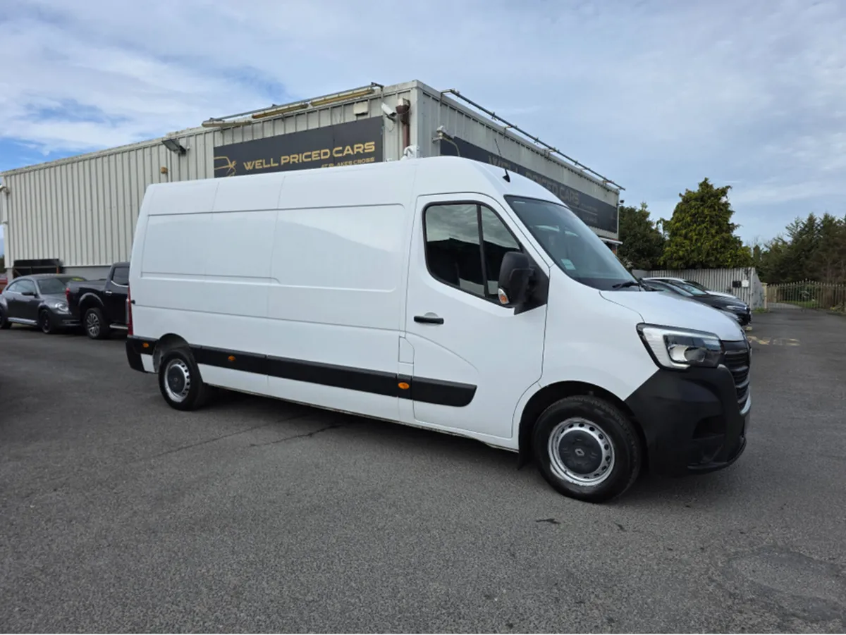 Renault Master FWD LM35 DCI 135 BUSINE III PH2 MY1 - Image 2