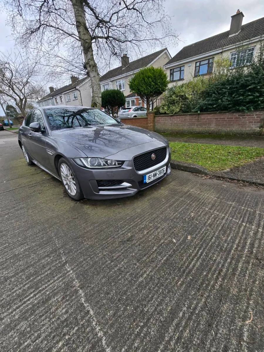 Jaguar xe r sport 2.0 D  2016 - Image 1