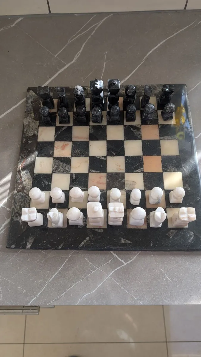 Chess set - Image 2