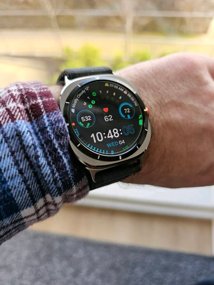Samsung Galaxy watch ultra 47mm LTE Titanium - Image 1