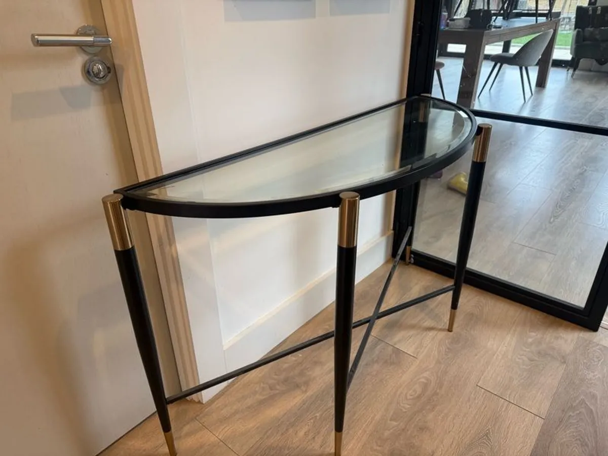 Glass Table - Image 1