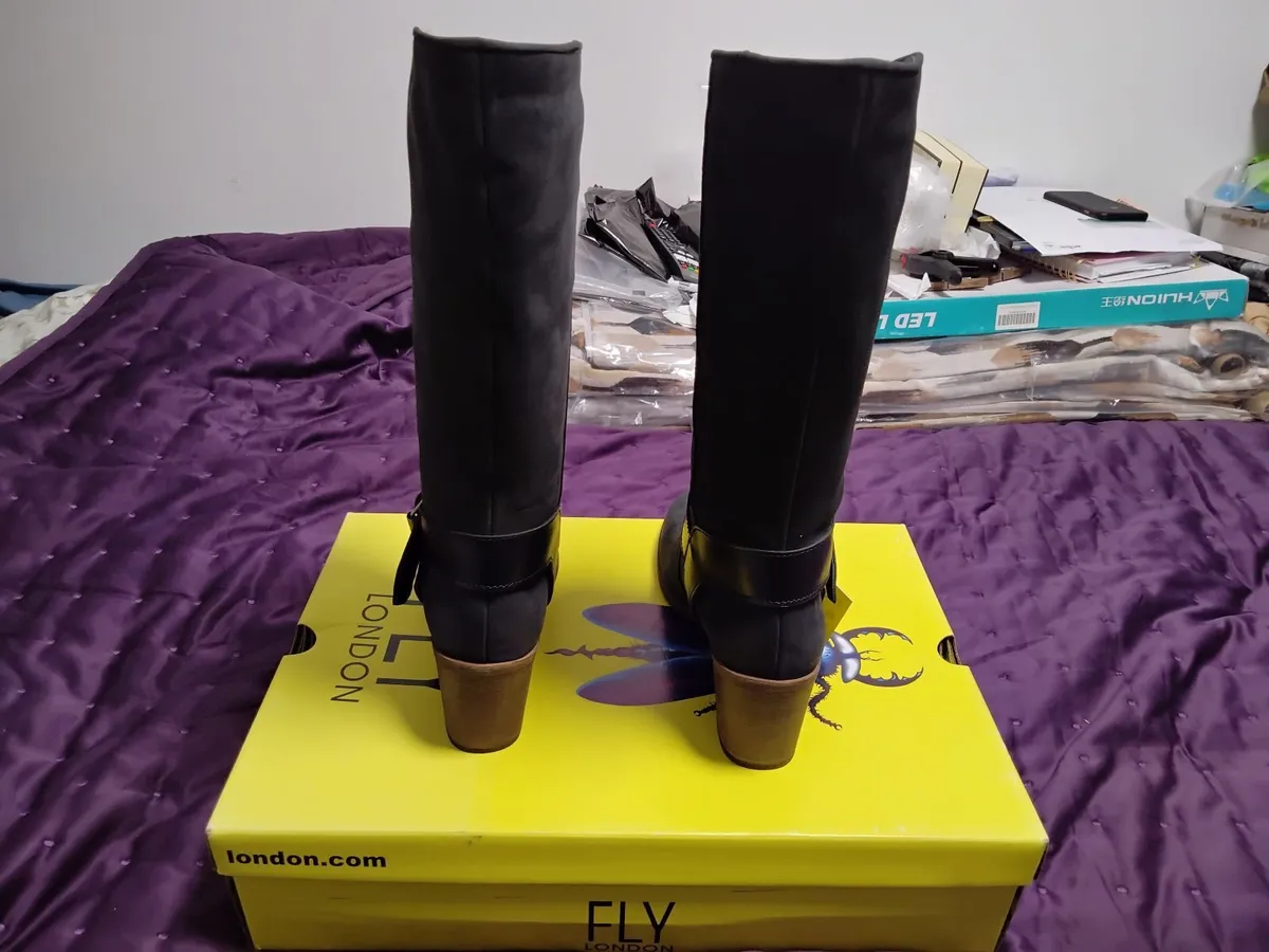 Fly London woman's DEWI167FLY Western Leather Boot - Image 2