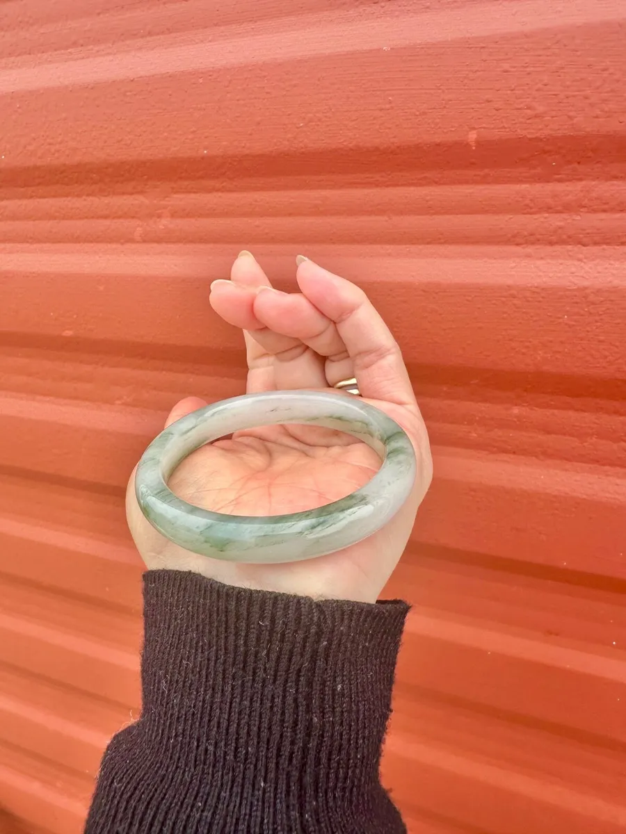 HeTian “Tian Shan Cui” Jade Bangle 56mm - Image 1