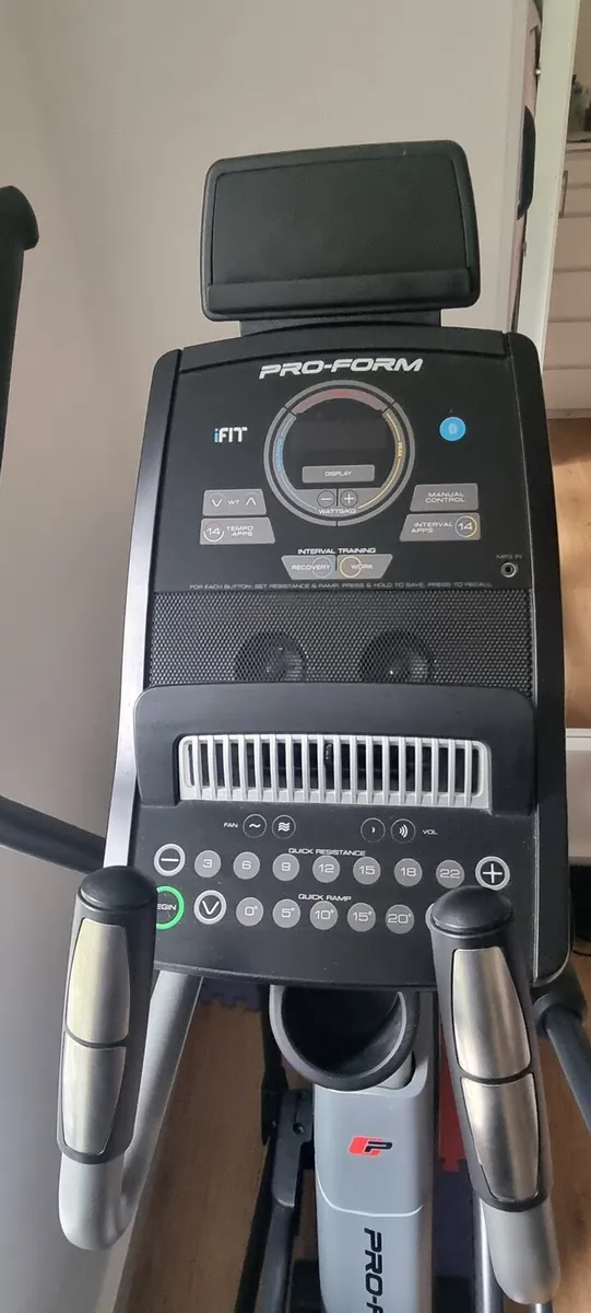 Elliptical machine - Image 2