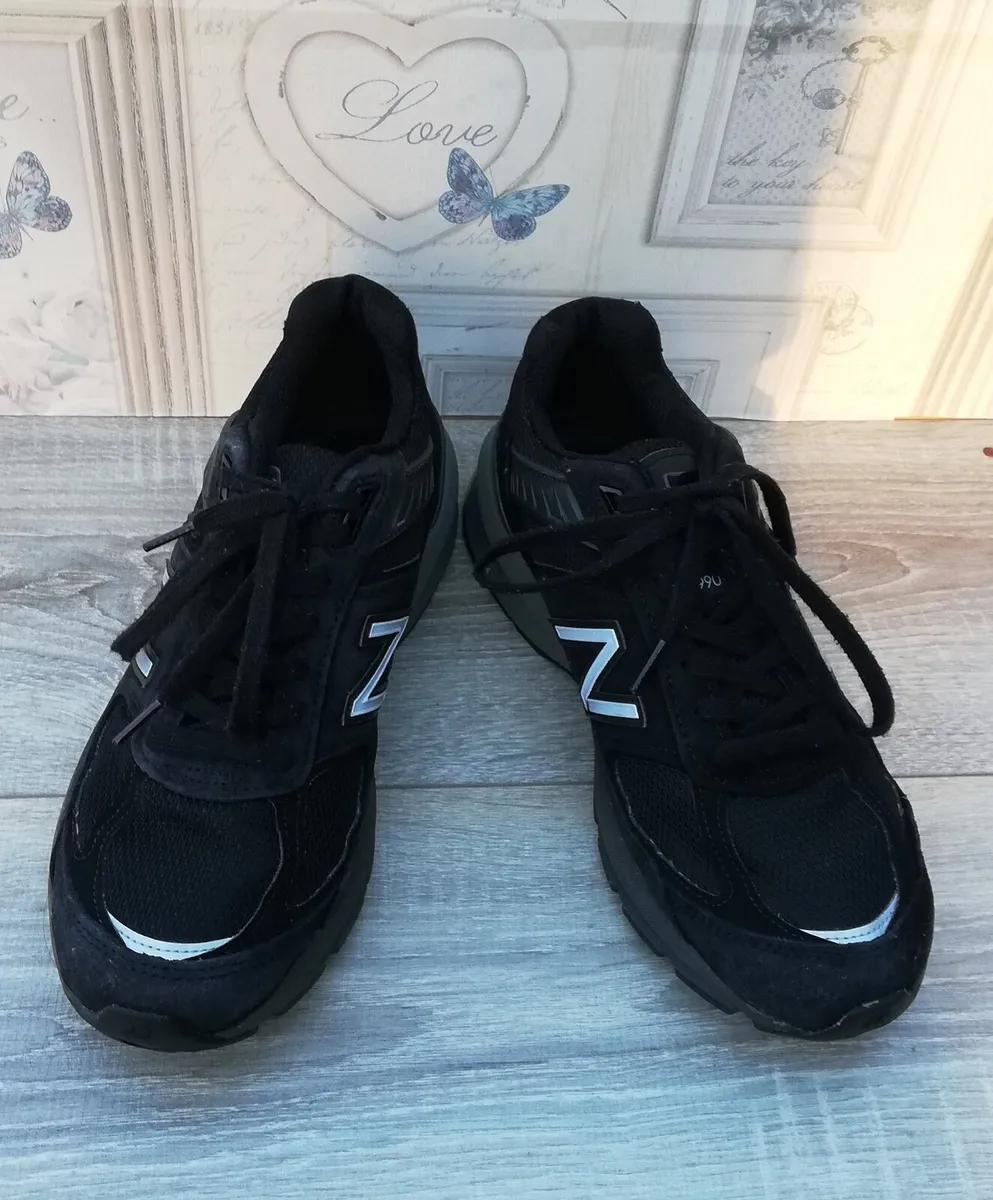 New Balance mens 990v5 sneaker black suede - Image 4