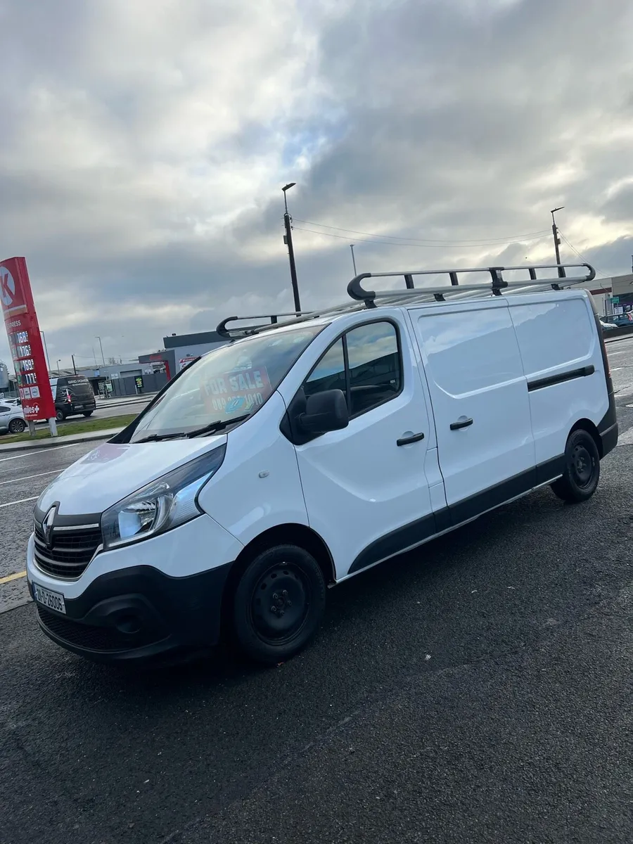 Renault Trafic Low Km (14449 including VAT) - Image 2