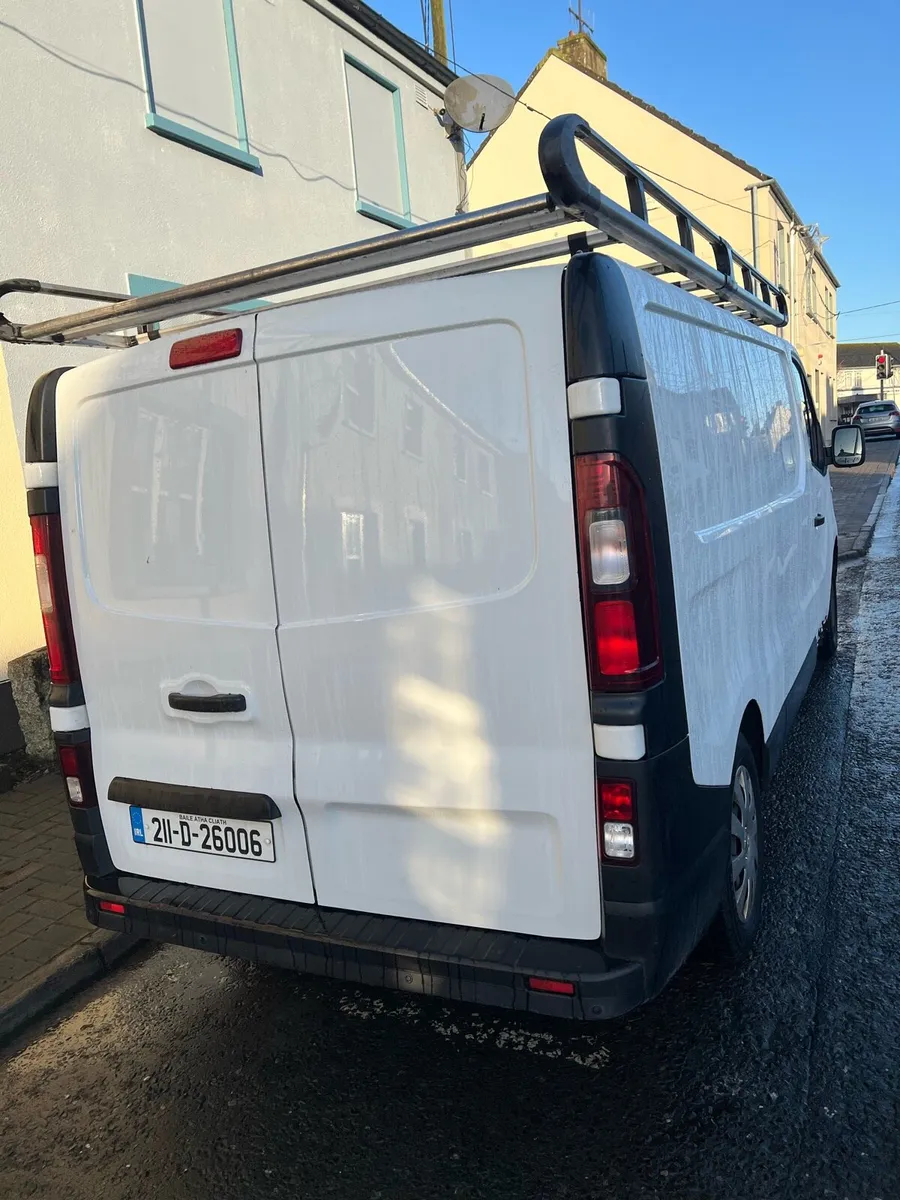 Renault Trafic Low Km (14449 including VAT) - Image 4
