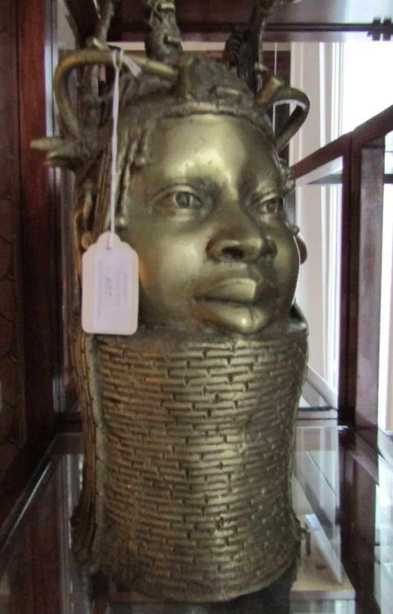 Two-Day Auction House Contents. - Image 2