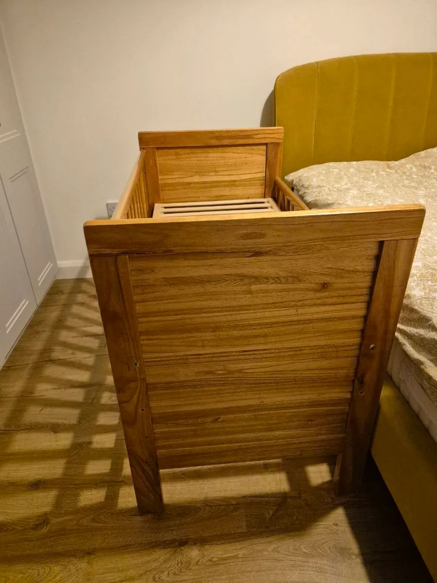 Baby cot - Image 4
