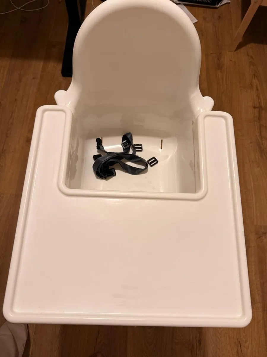 Baby high chair - Image 2