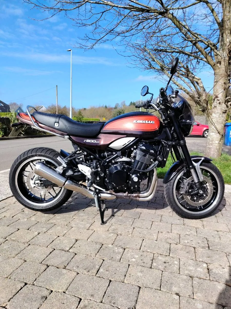 Kawasaki Z900RS - Image 1