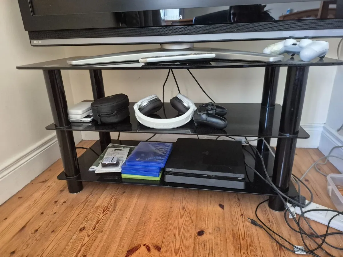 Tv and stand, PlayStation,  with gaming chair - Image 3