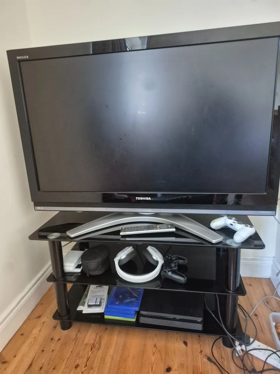 Tv and stand, PlayStation,  with gaming chair - Image 1