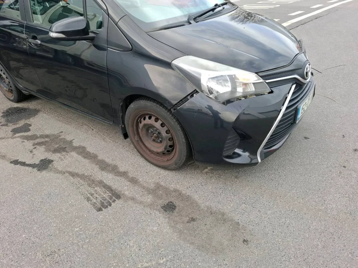 Toyota yaris - Image 3