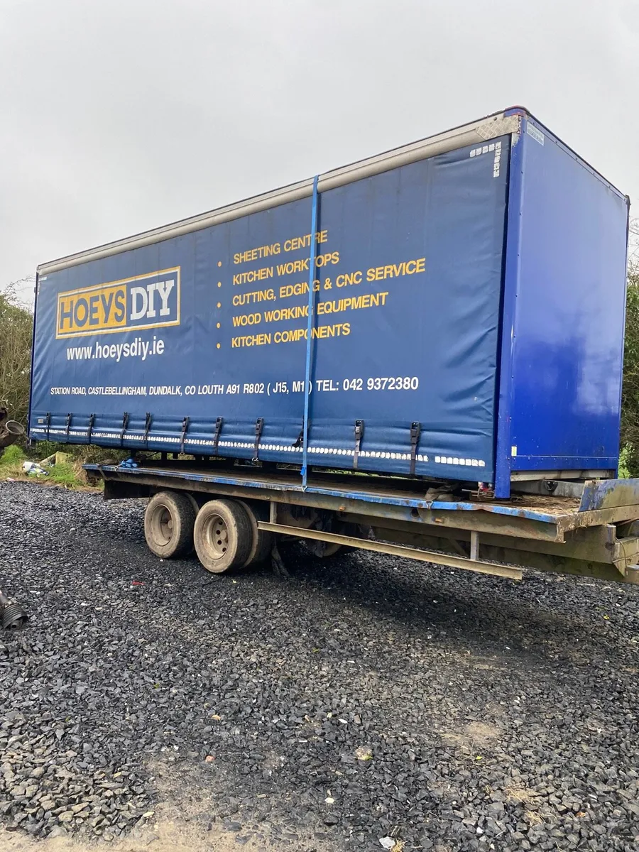 Curtain sider truck body - Image 1