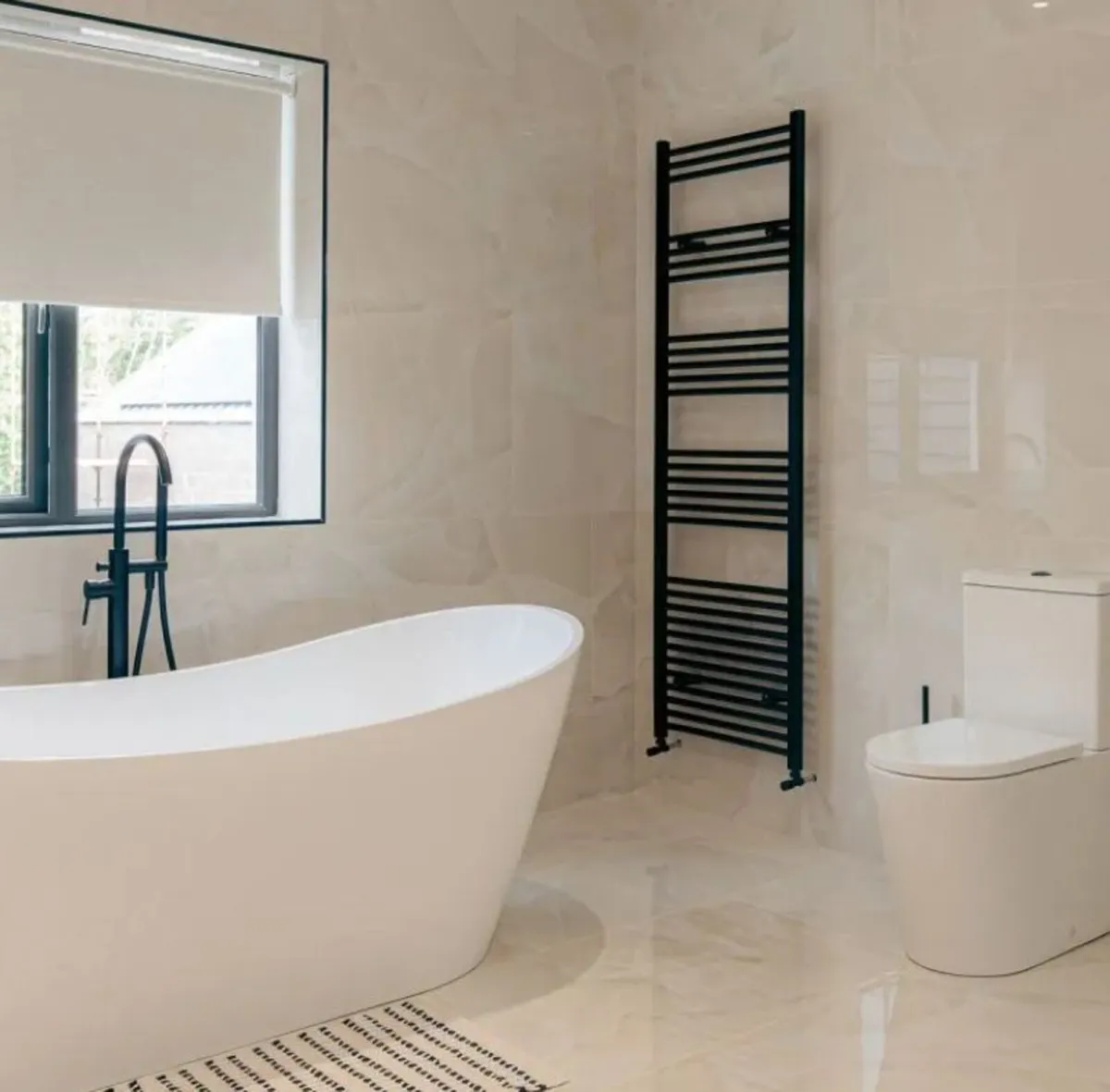 Heated Towel Rail Matt Black - Image 3