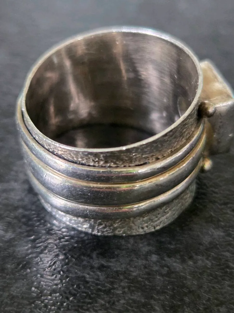 Silver ring with aquamarine stone - Image 3