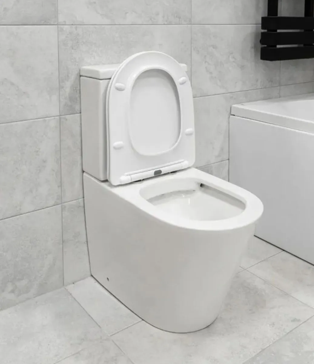 Fully Back to Wall Toilet & Soft Close Seat - Image 4