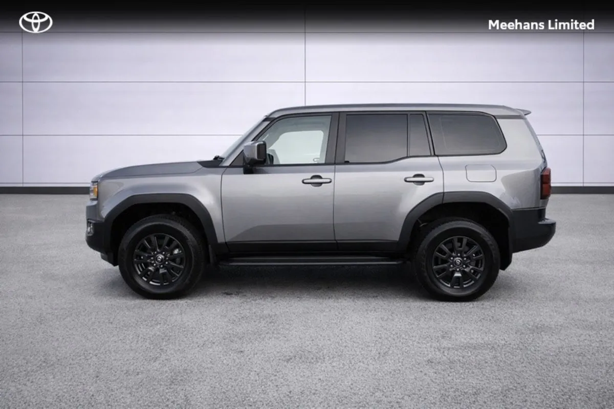 Toyota Land Cruiser Land Cruiser (N1) €58250 + Vat - Image 3