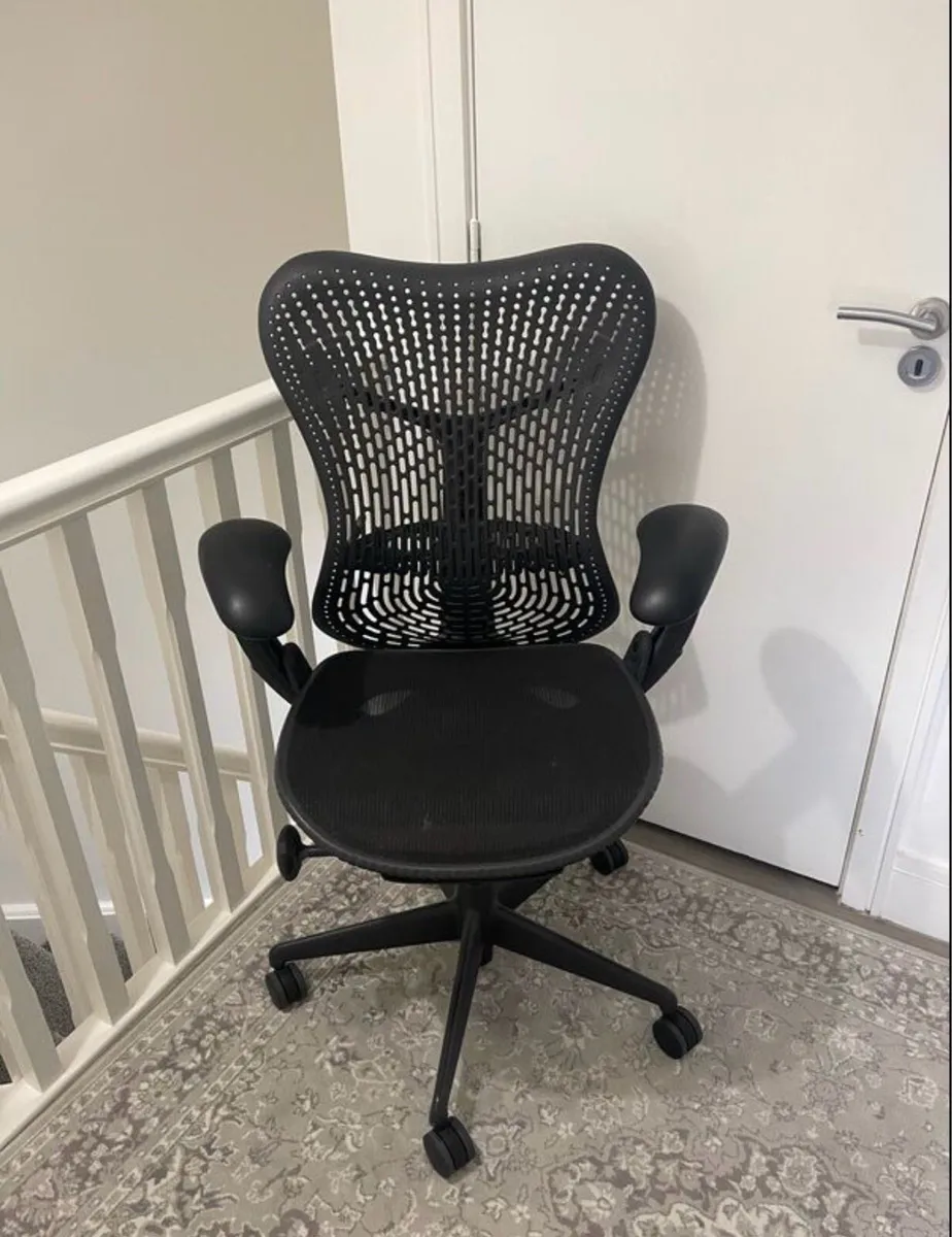 Herman miller mirra 1 Office chair - Image 1
