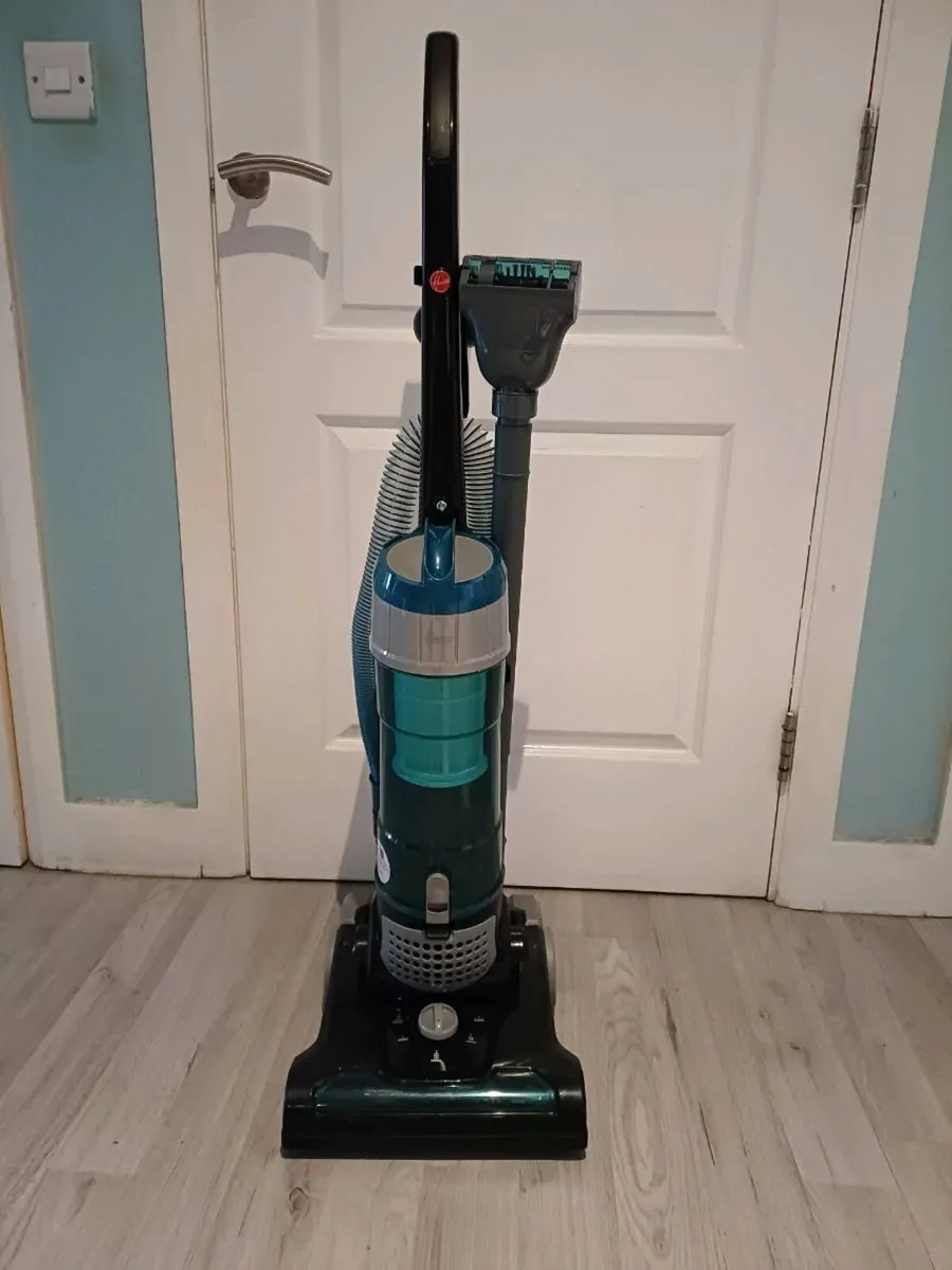 Hoover Breeze Evo - Image 1