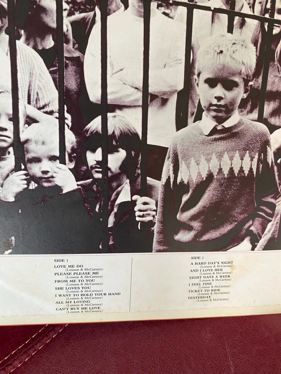 Vintage Vinyls- The Beatles - Image 3
