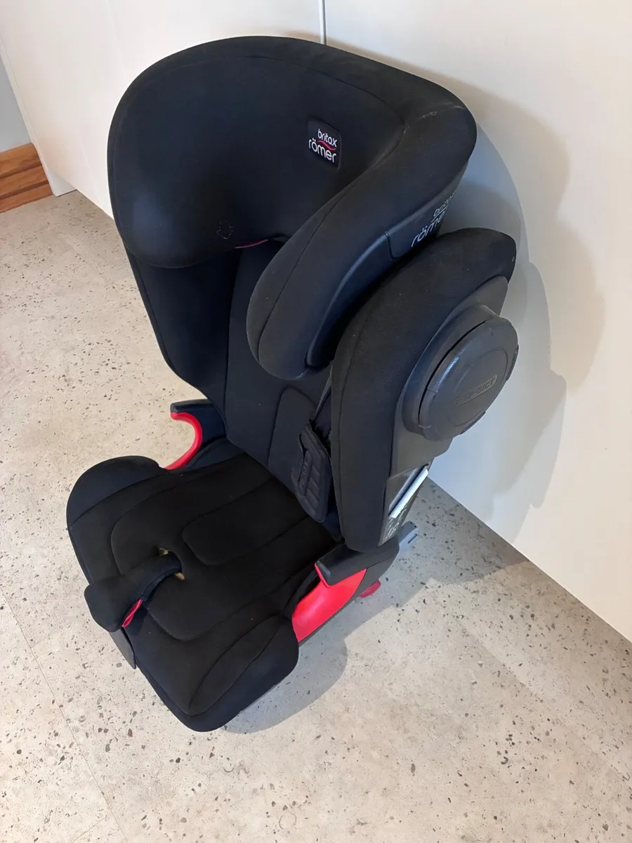 Britax Romer isofix carseat - Image 2