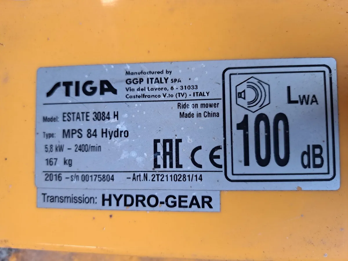 Ride on lawnmower - Image 3