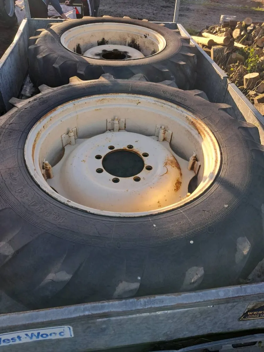 16.9/14R34 tyres - Image 1