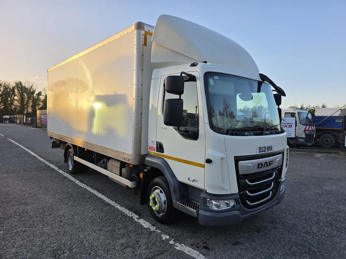 2021 DAF LF 180 4X2 7.5 Ton with 20ft GRP box body - Image 1