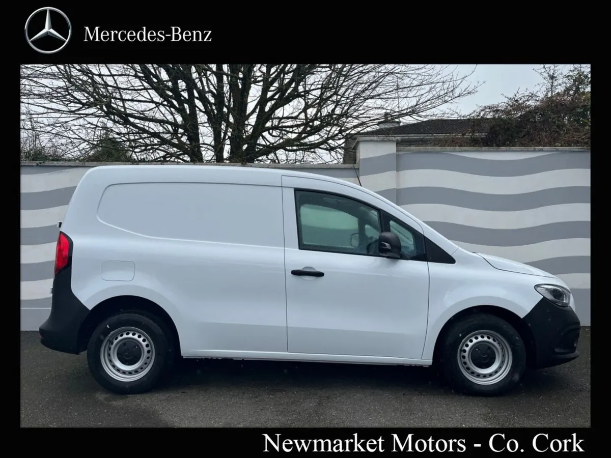 Mercedes-Benz Citan THREE SEATER DIESEL 110BHP DIE - Image 3