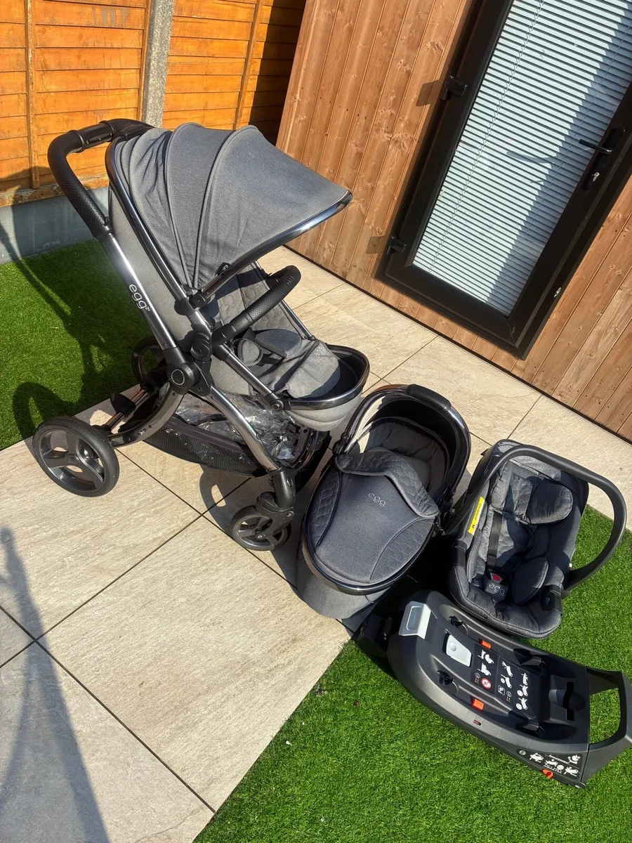 Egg 2 pram set (Grey) - Image 1