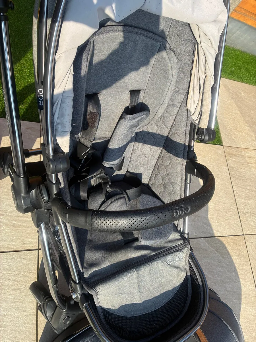 Egg 2 pram set (Grey) - Image 3