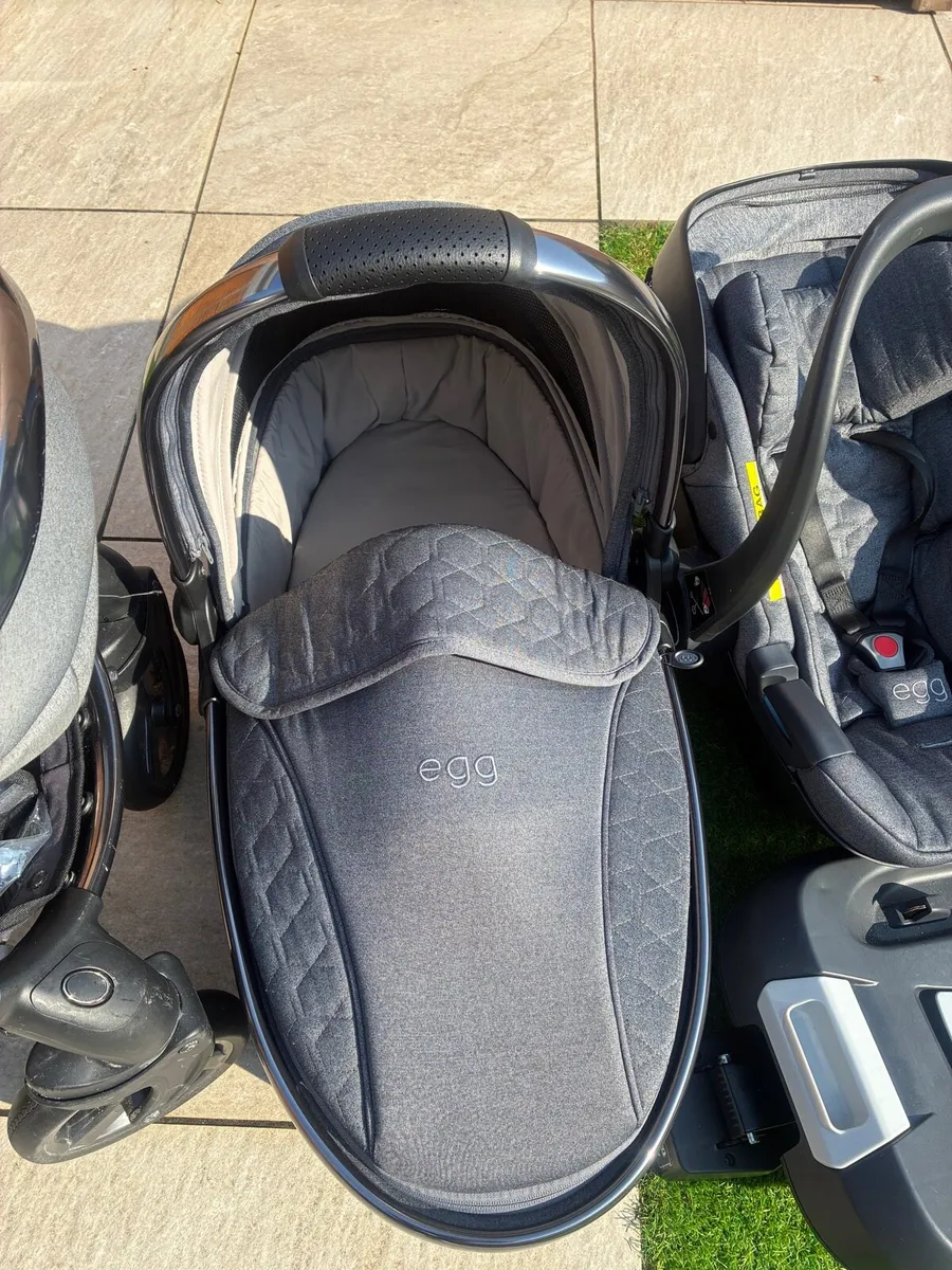 Egg 2 pram set (Grey) - Image 4