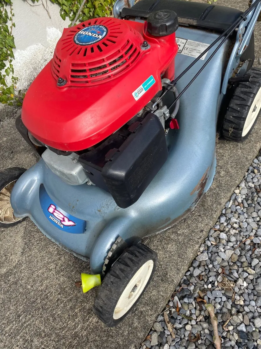 Honda Izy lawmower - Image 1