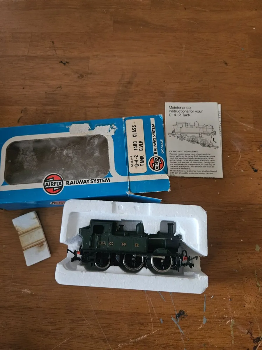 Hornby Airfix OO Gauge Tank Engine - Image 1