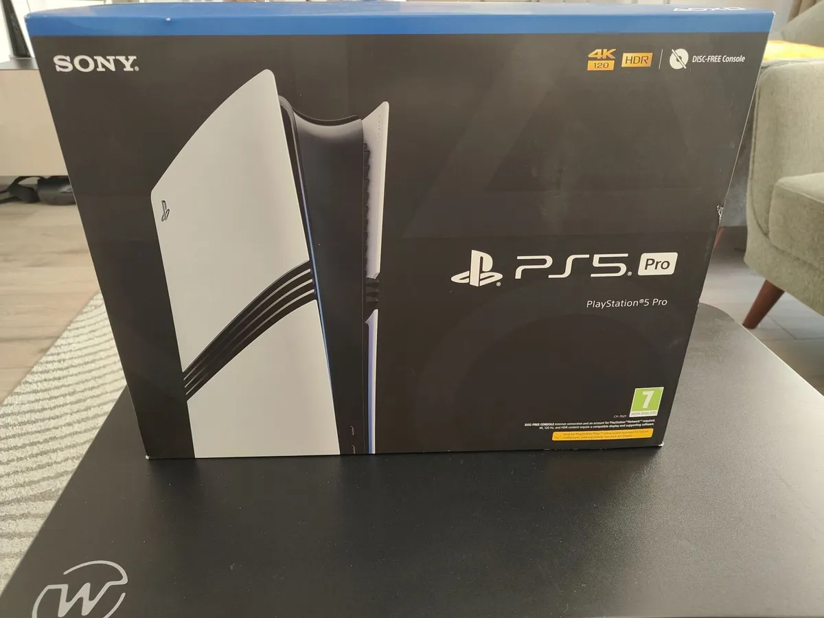 PS5 Pro Bundle! - Image 1