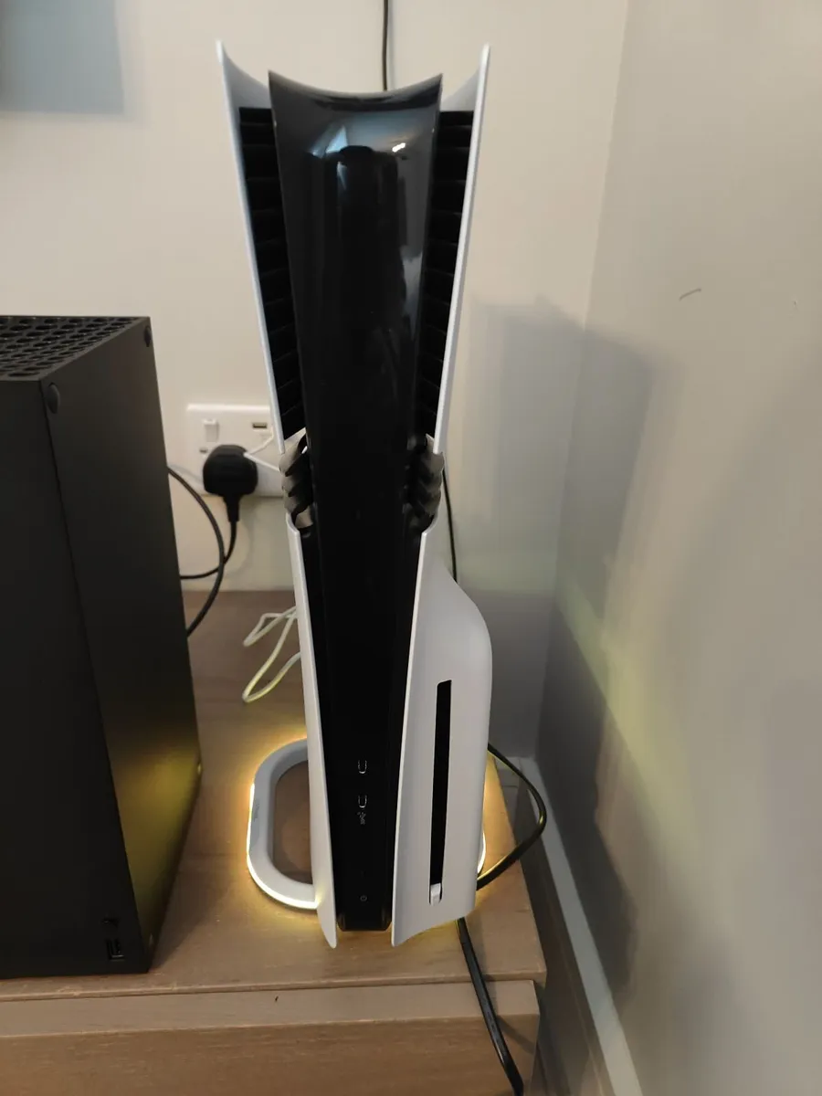 PS5 Pro Bundle! - Image 4