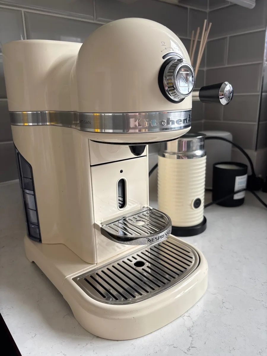 Kitchenaid Nespresso Coffee machine - Image 2