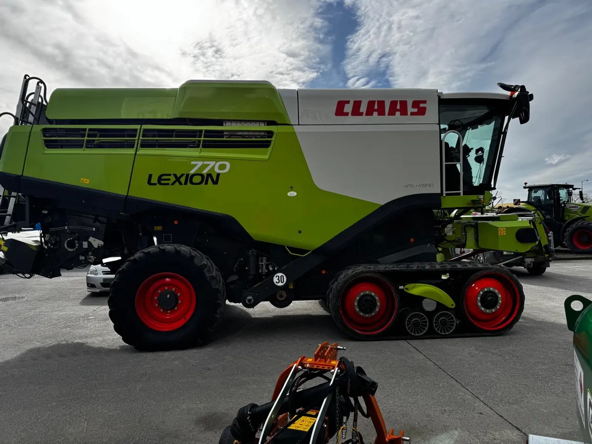 CLAAS Lexion 770TT - Image 4