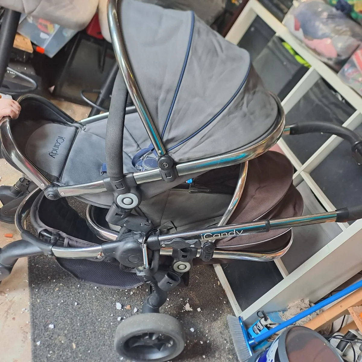 I candy double pram - Image 4