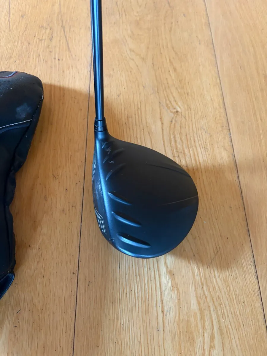 Ping G410 plus left handed driver. 10.5 degrees - Image 2