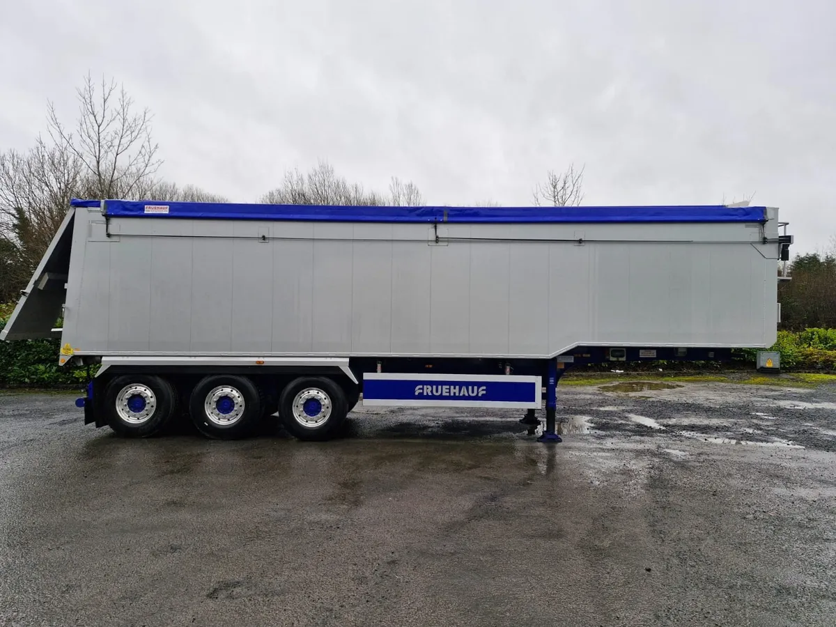 2025 Fruehauf Step Frame Trailer - Image 1