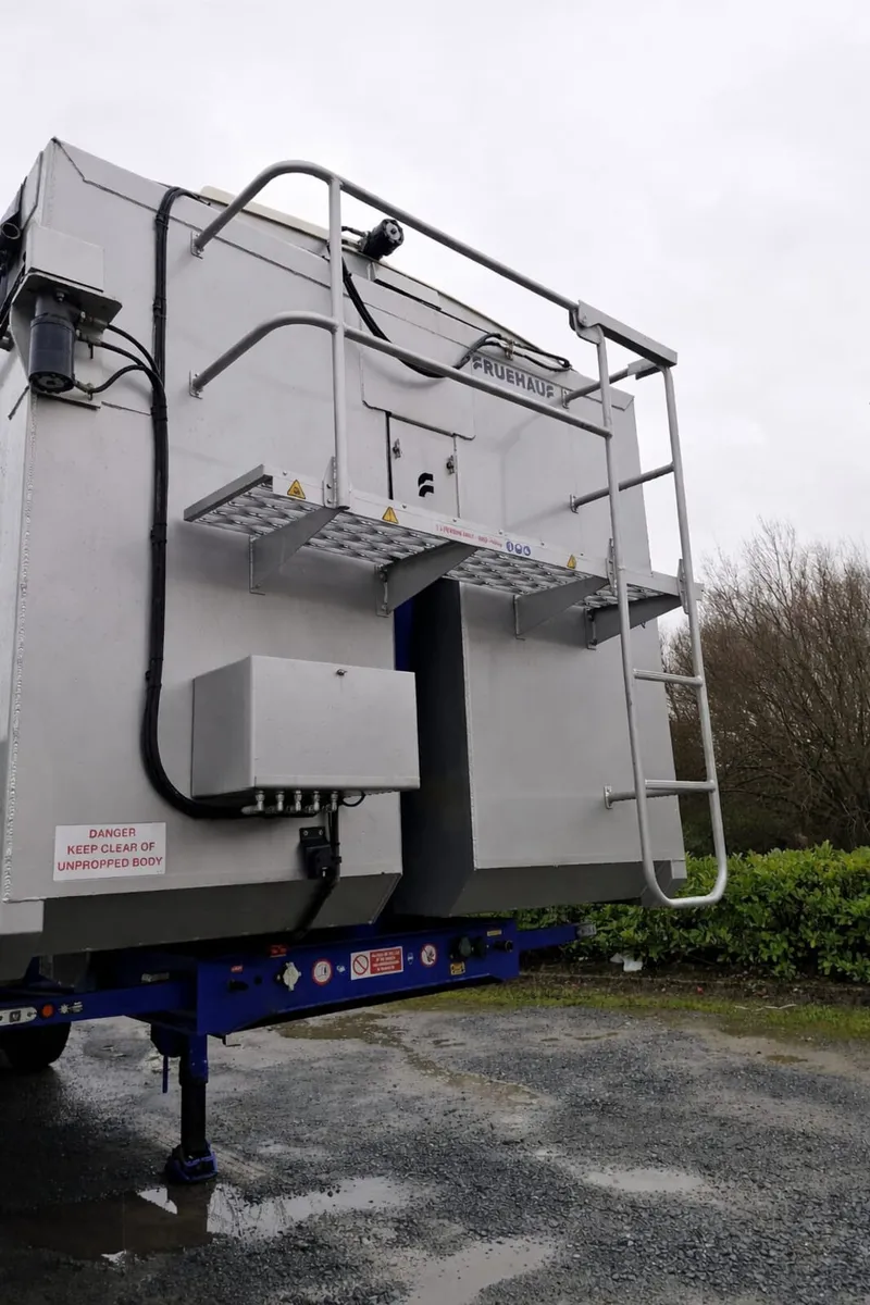 2025 Fruehauf Step Frame Trailer - Image 4