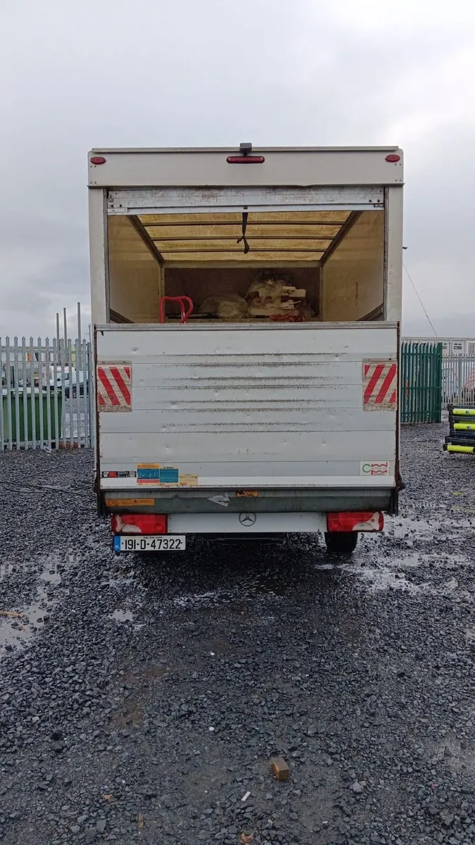 Mercedes-Benz Sprinter 2019 - Image 2