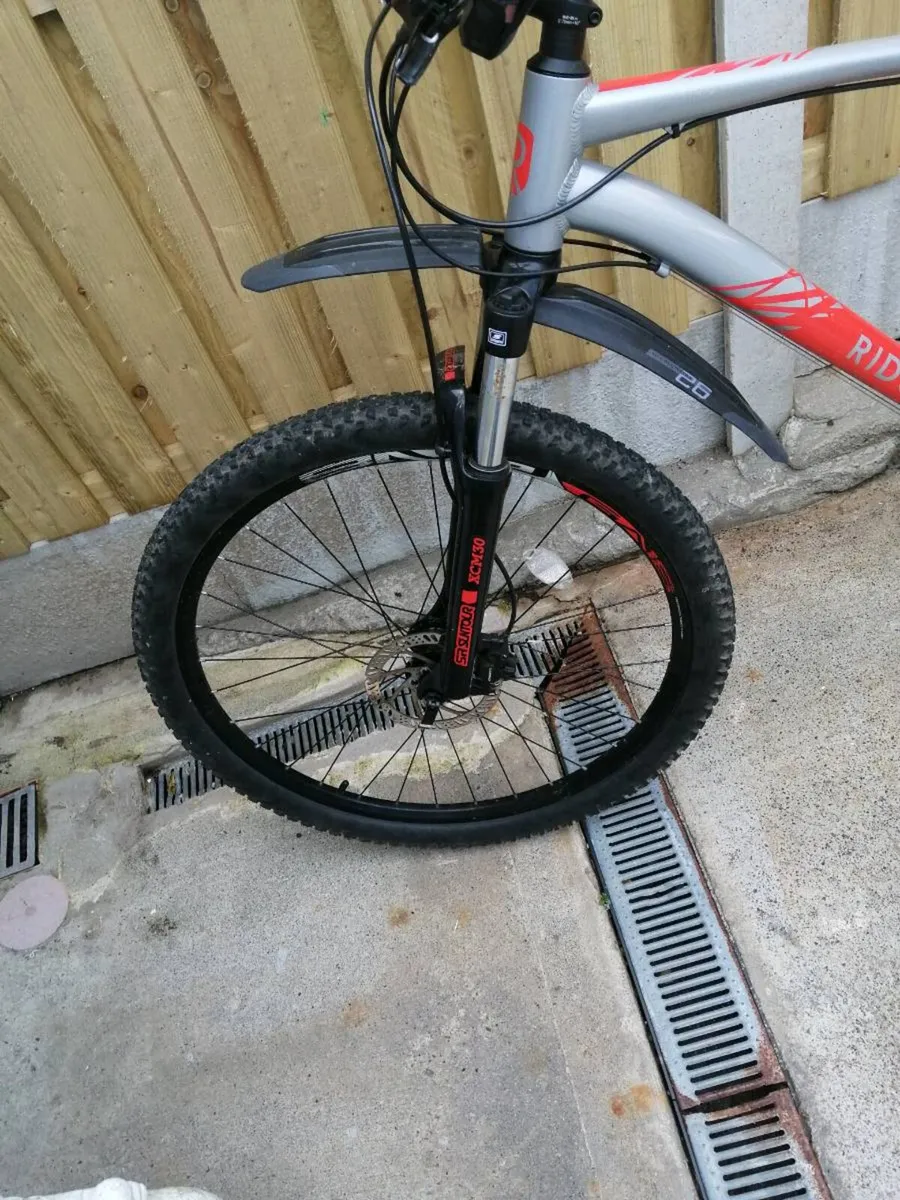 Man's ridgeback  mountain bike - Image 2