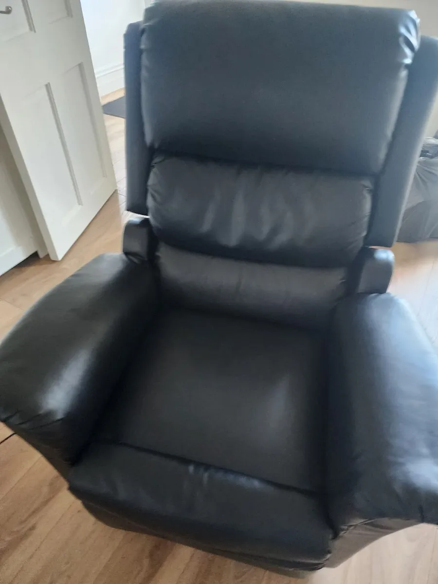 Leather Electric Power Lift Senior Chair, - Image 2