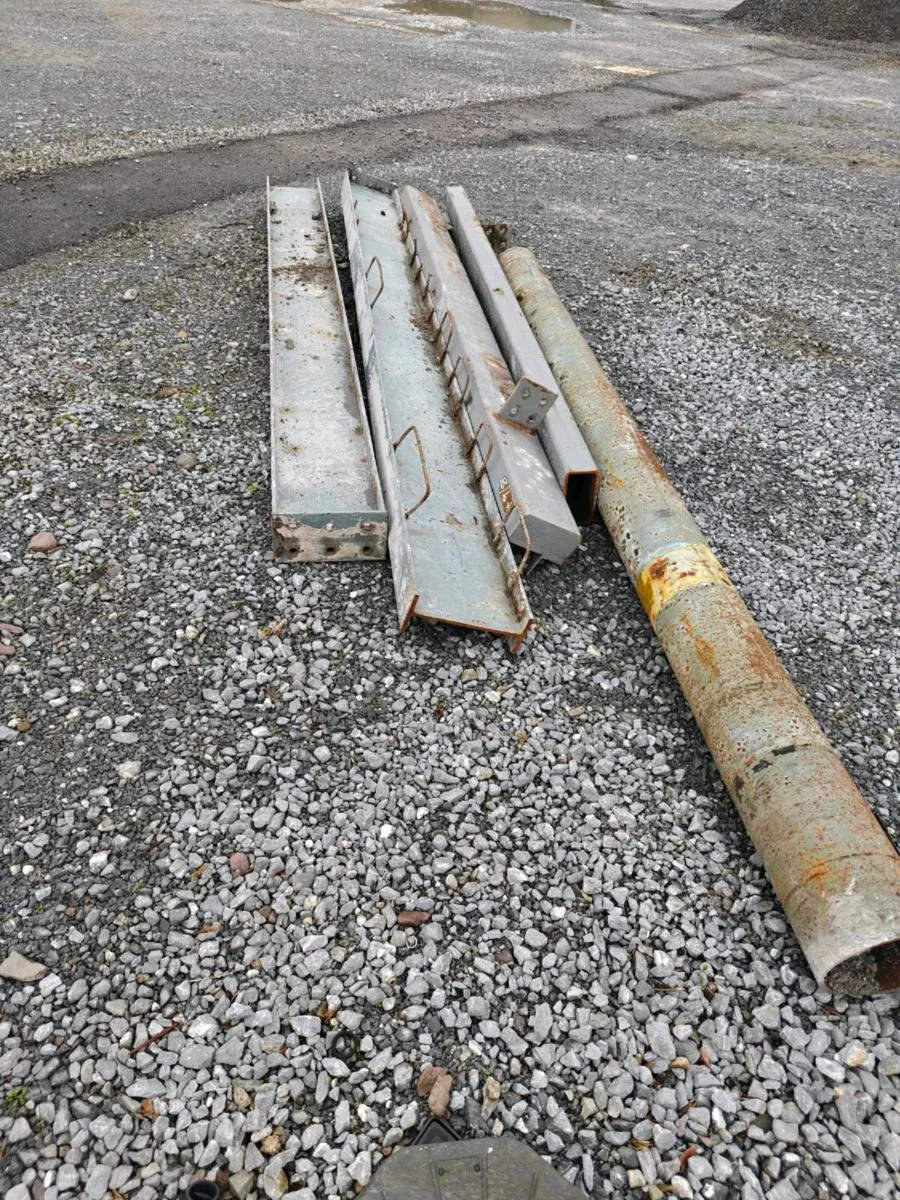 Steel beams - Image 4