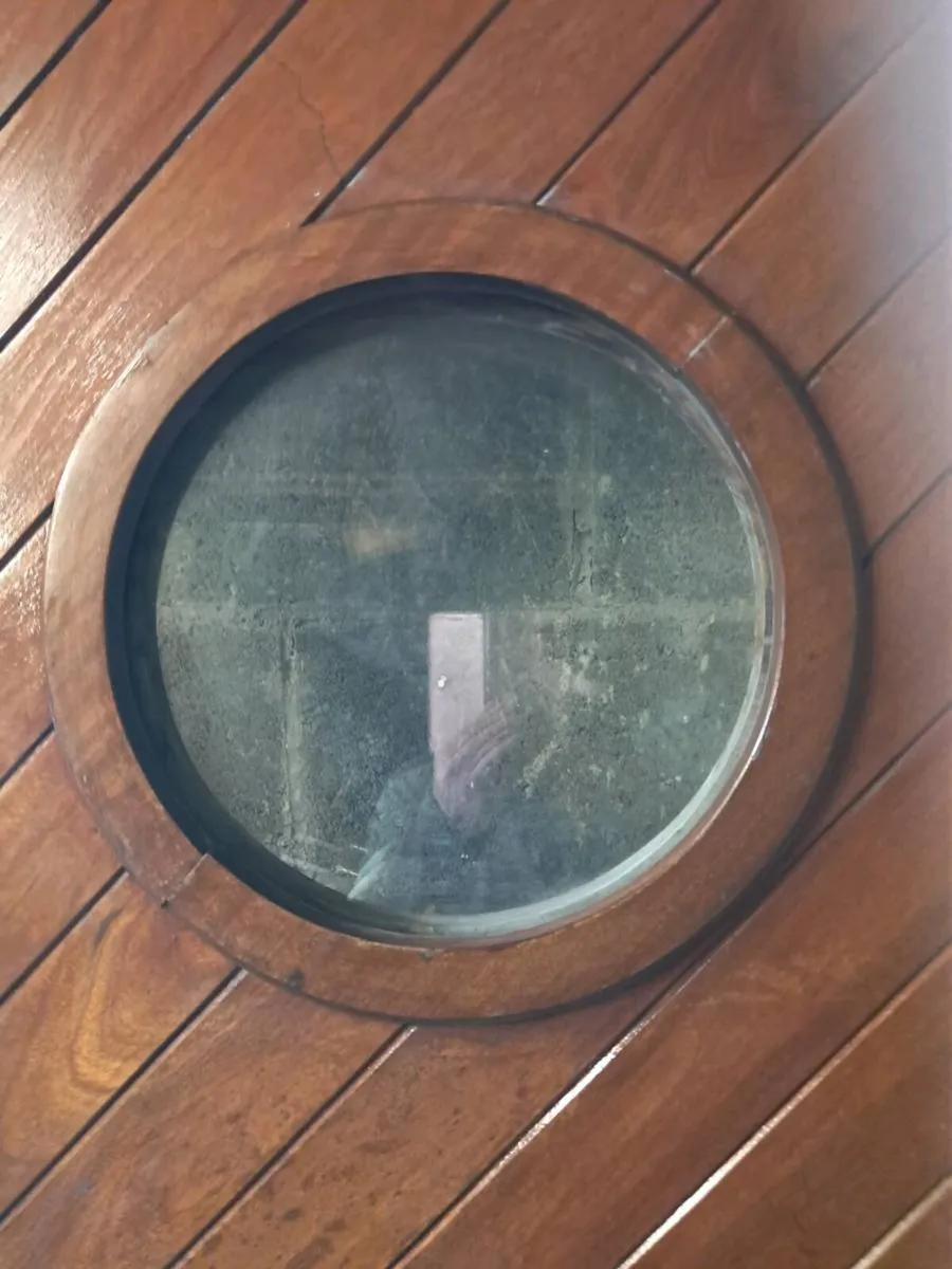 2 heavy teak doors - Image 2